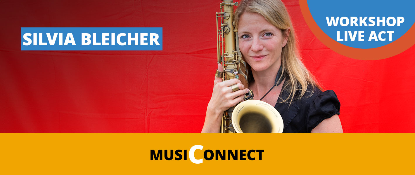 Silvia Bleicher mit ihrem Workshop BeatBoxSax bei der MusiConnect 2024 im Musikhaus Kirstein